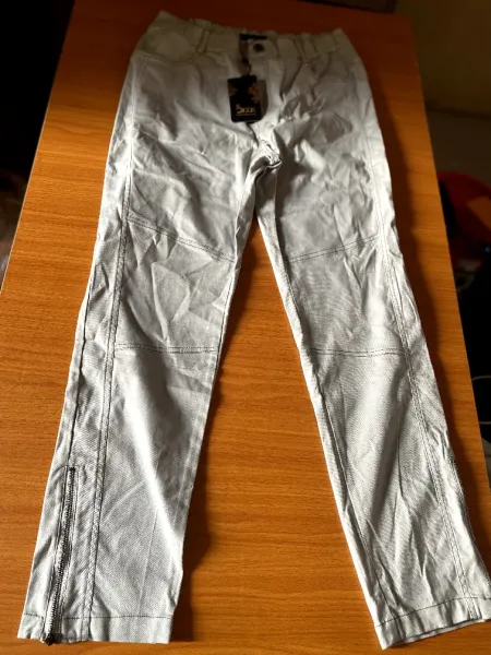 Men chinos