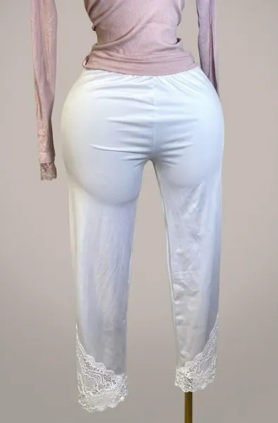 Ladies White Leggings — Brand New